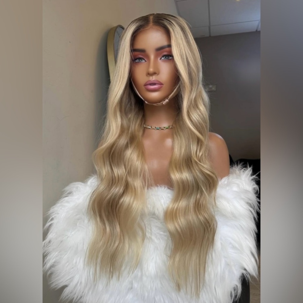 Blonde Wavy Hair Wig